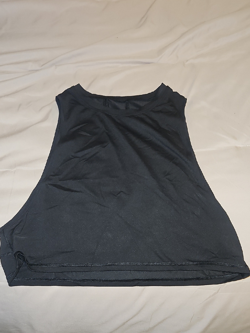 lululemon athletica Black High-Neck Crop Tank Size Small